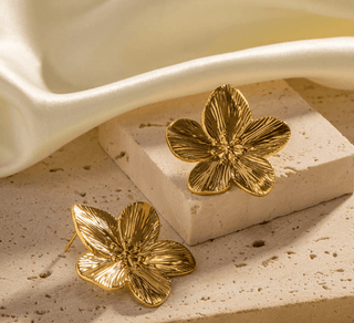 Boucles d'oreilles fleurs doré