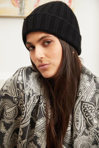 Black Vienne beanie