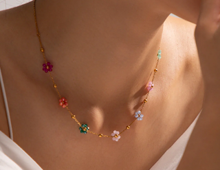 Collier doré Fleurs multicolores