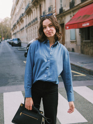 Simone oversized shirt blue jeans